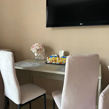 Elisabet Apartment *