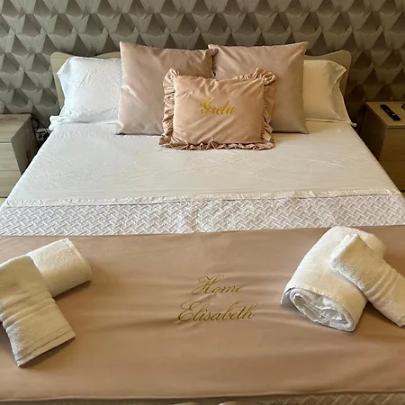 Elisabet Apartment Naples